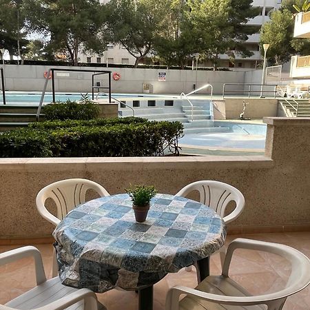Apartamento En Салоу Екстериор снимка