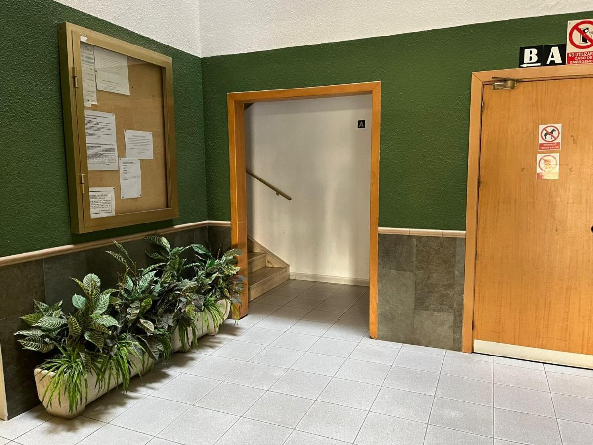 Apartamento En Салоу Екстериор снимка