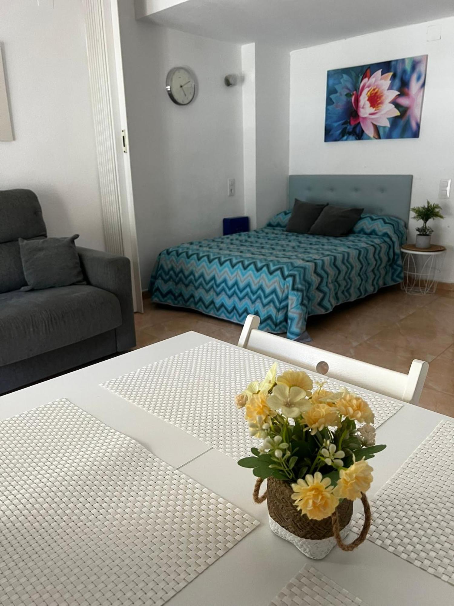 Apartamento En Салоу Екстериор снимка