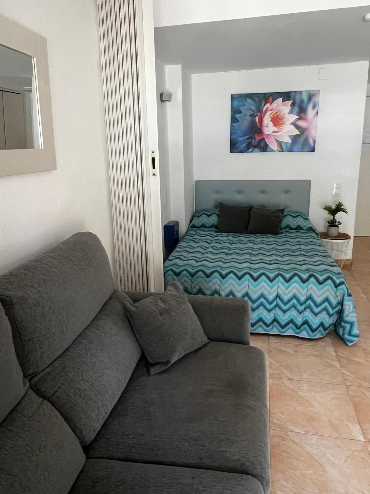 Apartamento En Салоу Екстериор снимка